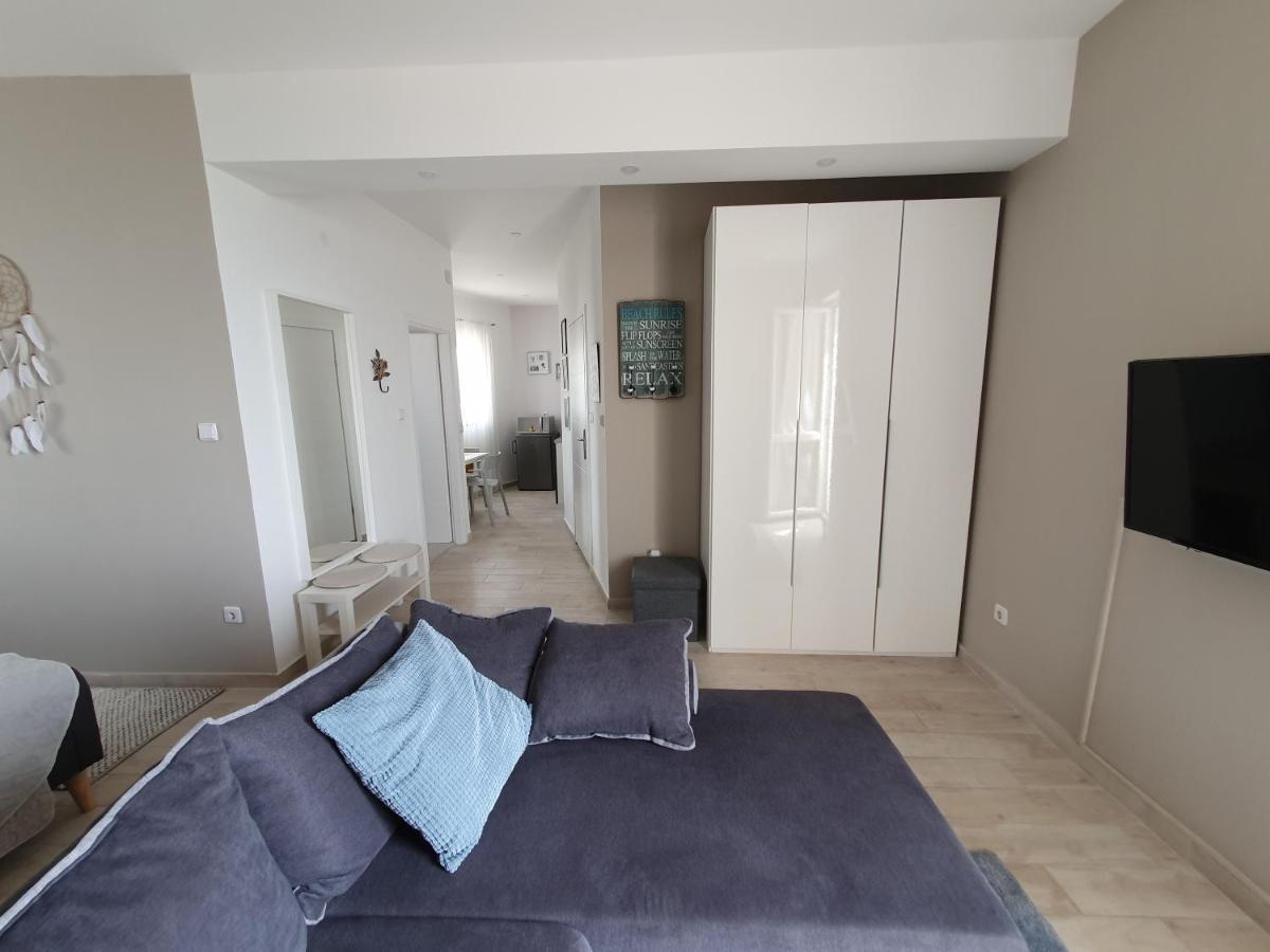Apartment Danijela โนวาลยา ภายนอก รูปภาพ