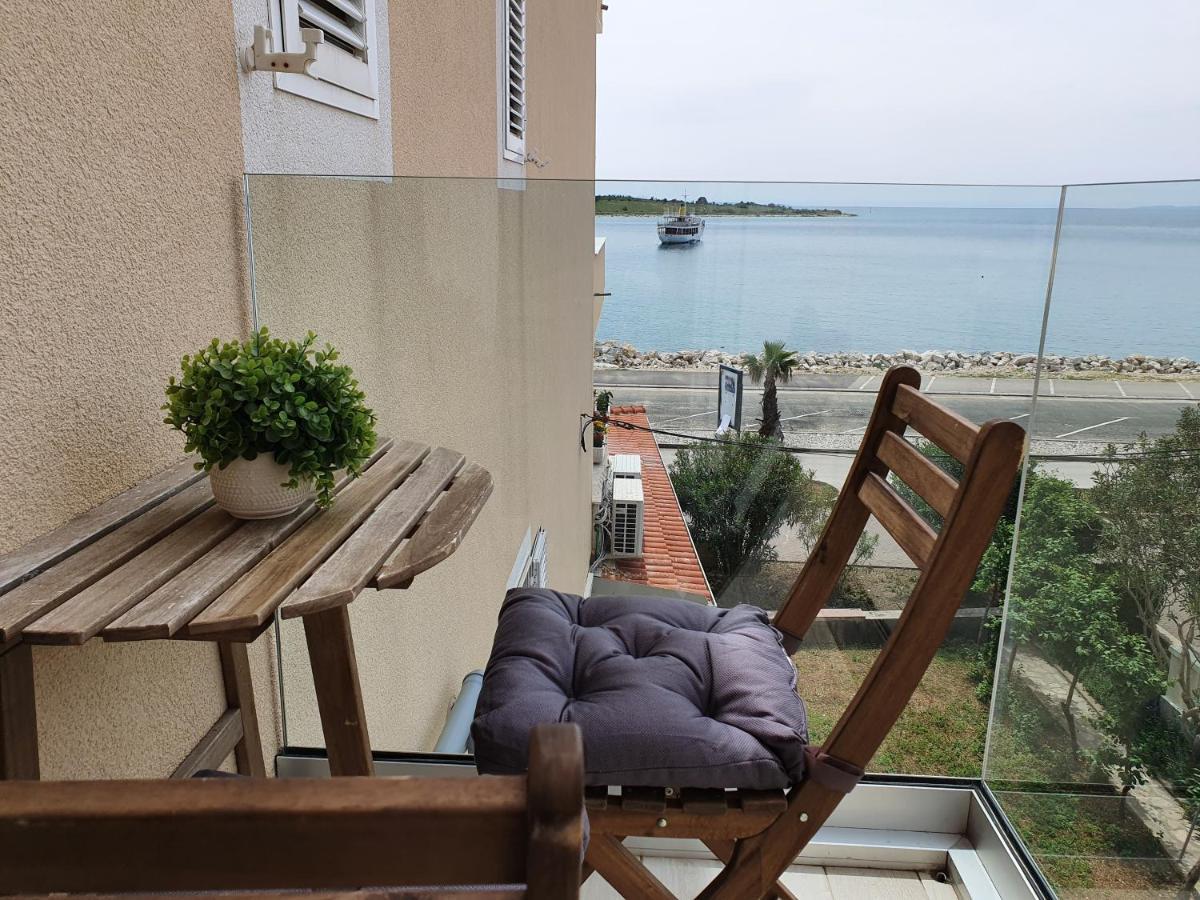 Apartment Danijela โนวาลยา ภายนอก รูปภาพ