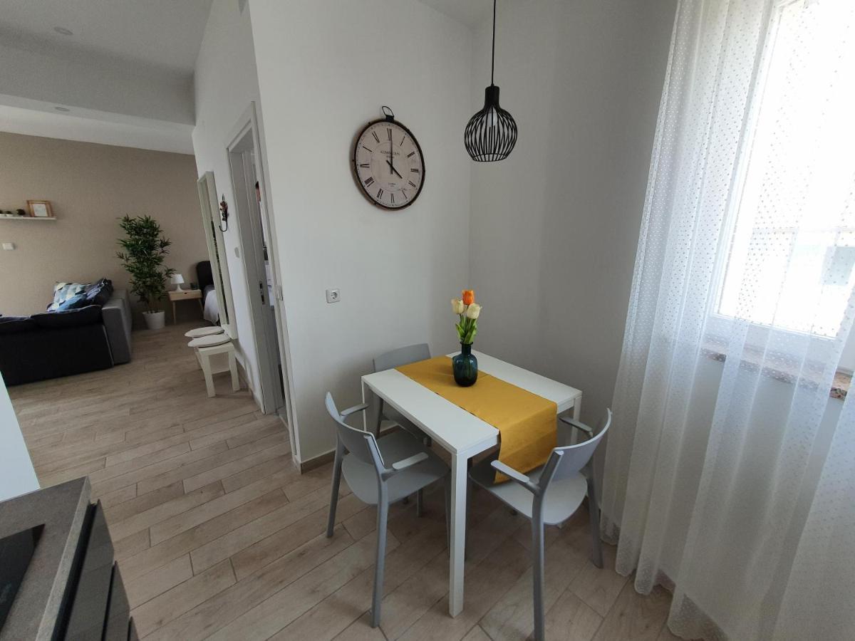 Apartment Danijela โนวาลยา ภายนอก รูปภาพ