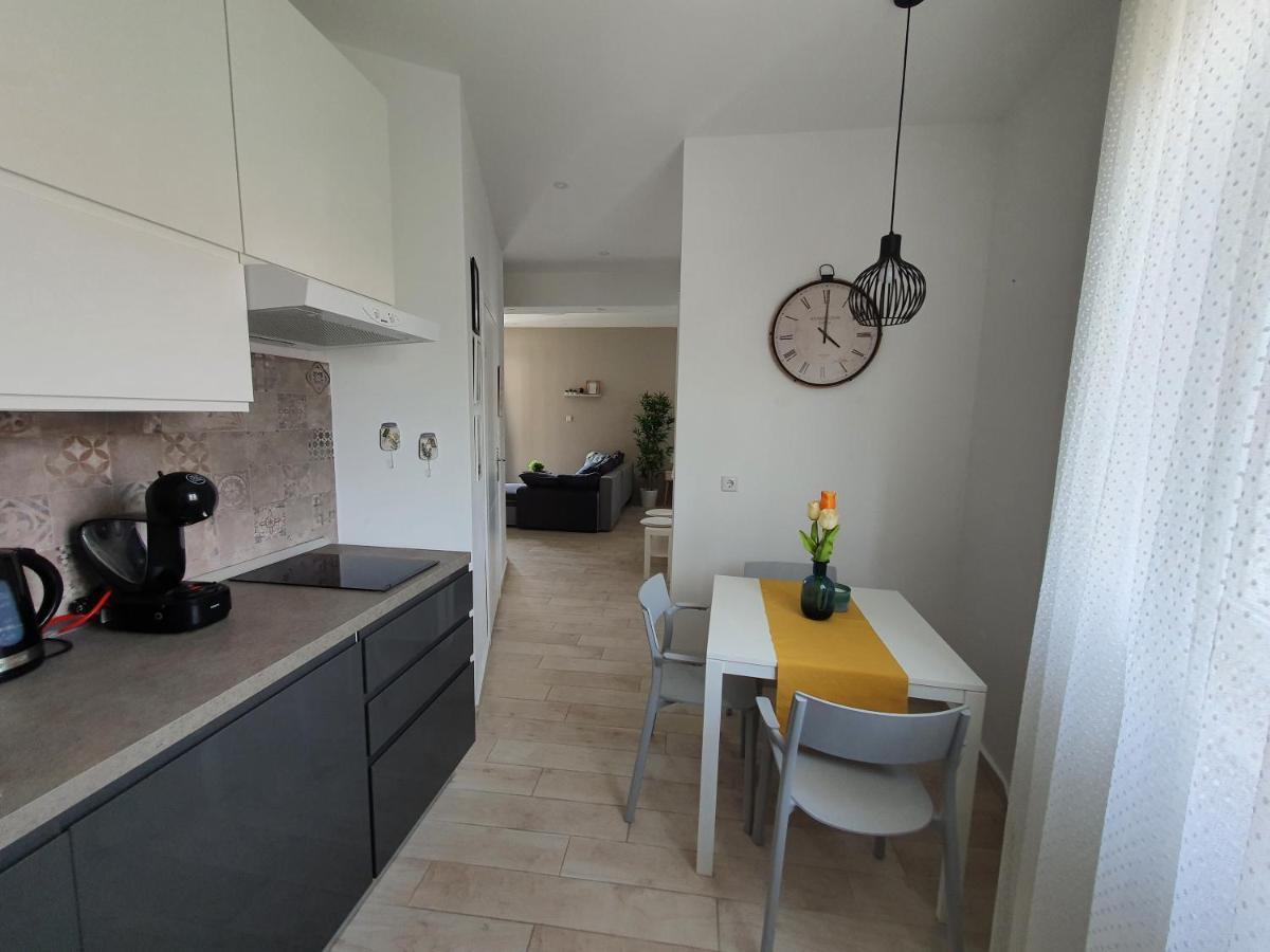 Apartment Danijela โนวาลยา ภายนอก รูปภาพ